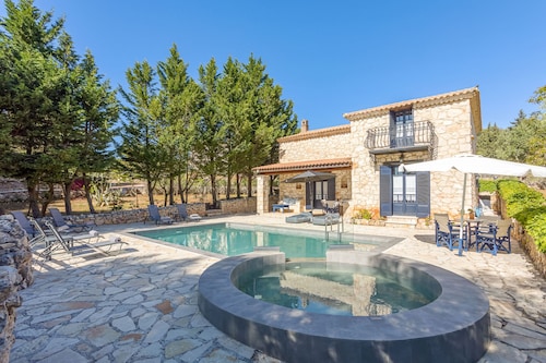 Villa Niovi Aresti mit privatem Pool