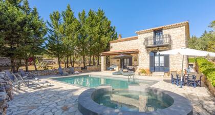 Villa Niovi Aresti mit privatem Pool