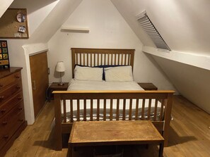 3 Schlafzimmer, Bügeleisen/Bügelbrett, WLAN, Bettwäsche