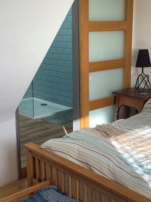 3 bedrooms, iron/ironing board, WiFi, bed sheets - Character cottage in Pembrokeshire  Coast National Park 5 minutes from the beach (Castlemartin)