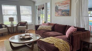 智能電視、書籍