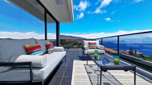 Terrace/patio - Azure Serenity by LovelyStay (Gaula)