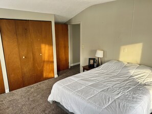2 Schlafzimmer, Bettwäsche
