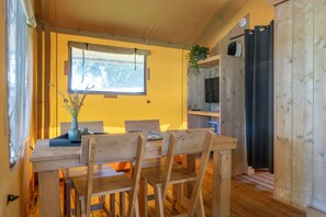 Tent | Living room - Safari Tent in Arcen Near Nature (Arcen)