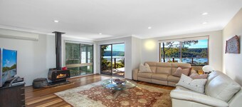 Hardys Bay Haven by HolidayCo.