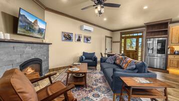 智能电视、壁炉