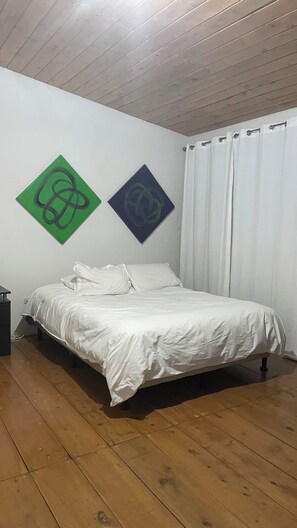 3 bedrooms, desk, WiFi, bed sheets - Apartment on a spectacular farm. We are located 10 min from Antigua Guatemala.
(Santa Lucía Milpas Altas,)