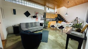 Books - Apartment on a spectacular farm. We are located 10 min from Antigua Guatemala.
 (Santa Lucía Milpas Altas,)