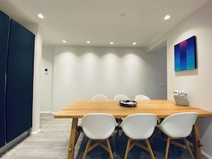 Dining - Aurora House 101 , 2-bed Apartment in Reykjavik (Reykjavik)