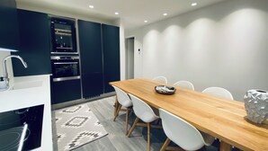 Dining - Aurora House 101 , 2-bed Apartment in Reykjavik (Reykjavik)