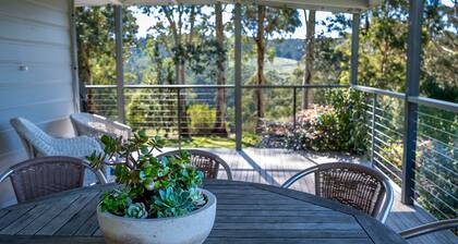Otway Valley Lodge - Wood fired hot tub, Koalas in the garden