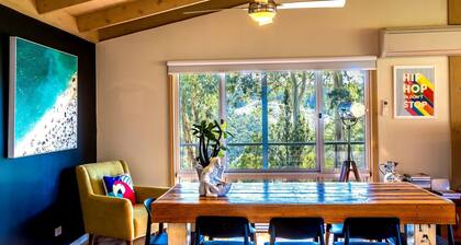 Otway Valley Lodge - Wood fired hot tub, Koalas in the garden