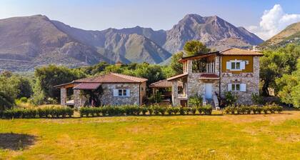 Siar | The Small Villa by PikHost