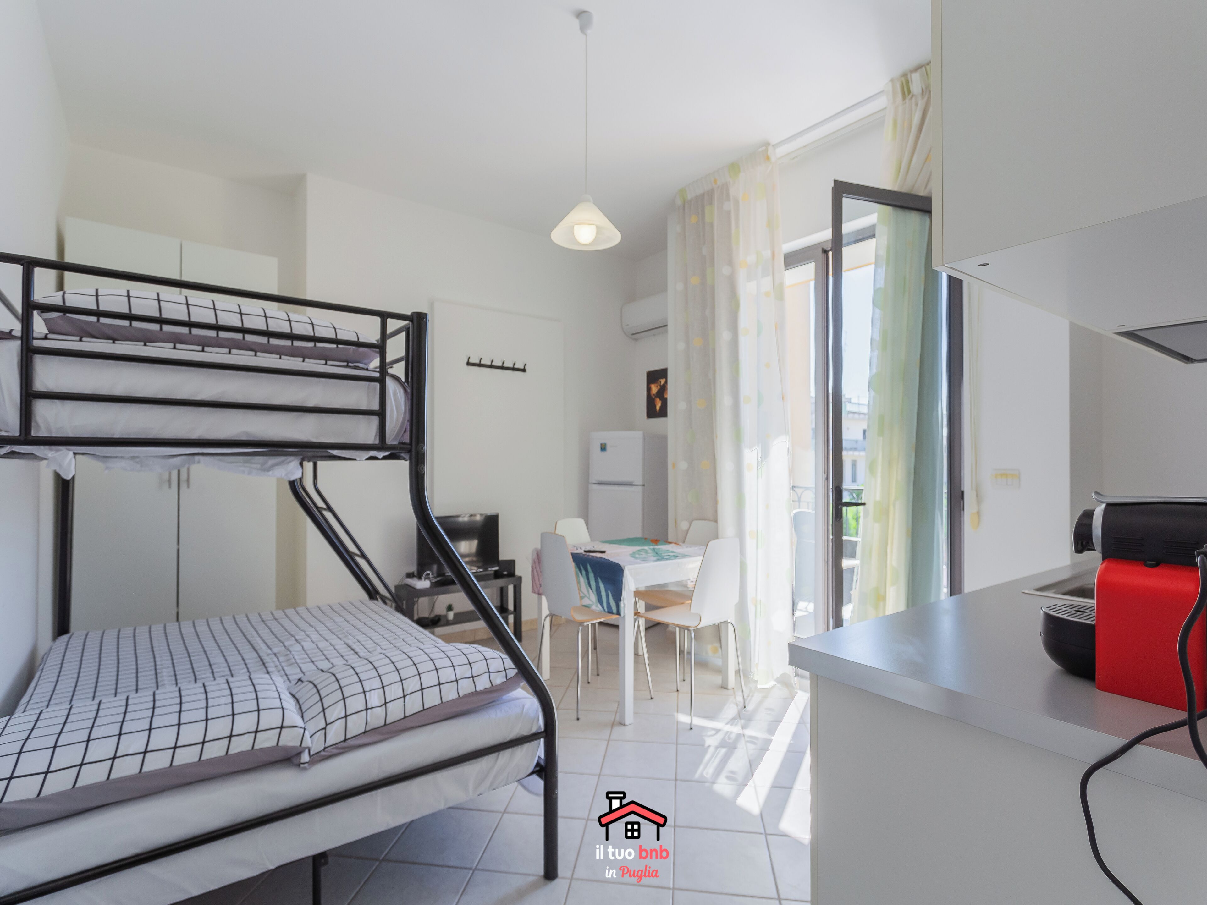 1 bedroom, in-room safe, iron/ironing board, free WiFi