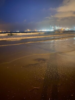 Una playa cerca