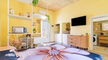 1 bedroom, iron/ironing board, free WiFi, bed sheets