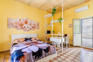1 Schlafzimmer, Bügeleisen/Bügelbrett, kostenloses WLAN, Bettwäsche