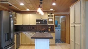 ميكروويف، فرن، موقد طهي مسطح، غسالة أطباق