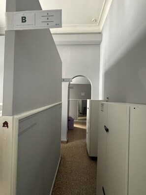 Hypo-allergenic bedding, down comforters, free WiFi - Lead Hostel (Buenos Aires)