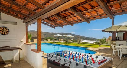 Barco 'Etna House' con vistas al mar, Wi-Fi y aire acondicionado