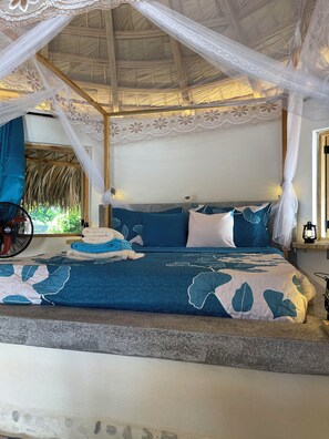 1 bedroom, in-room safe, iron/ironing board, free WiFi - NizaoBeachLodge-1Br-1Bd-2Px-PrivateJaccuzi-FrontBeach-WiFi-SeaView (Peravia)