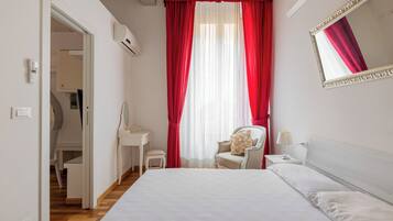 Apartment | 2 bedrooms, iron/ironing board, free WiFi