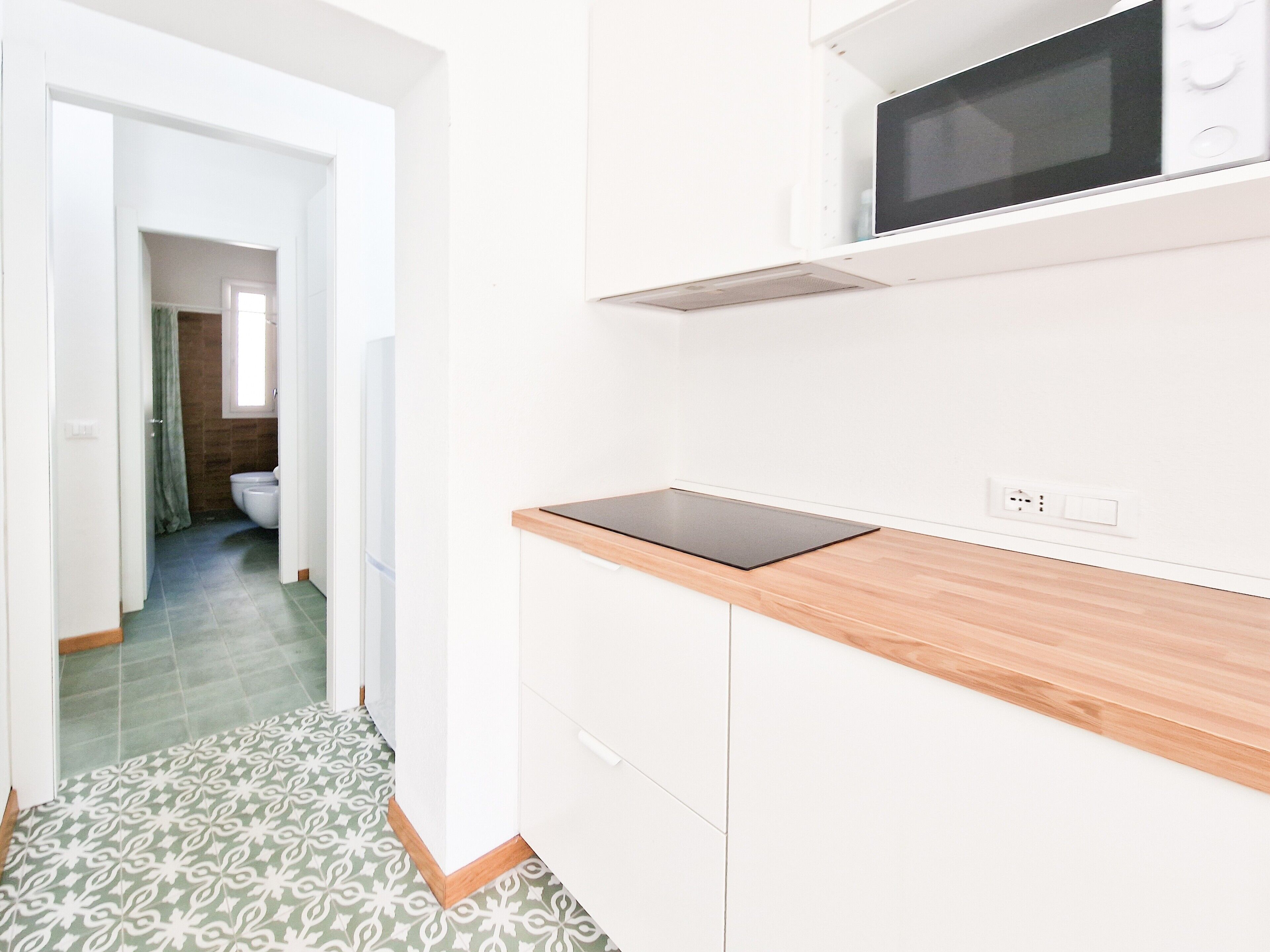 Fridge, high chair, cookware/dishes/utensils