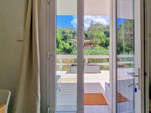 Apartment 'Nica's Home' with Mountain View, Shared Terrace and Air Conditioning