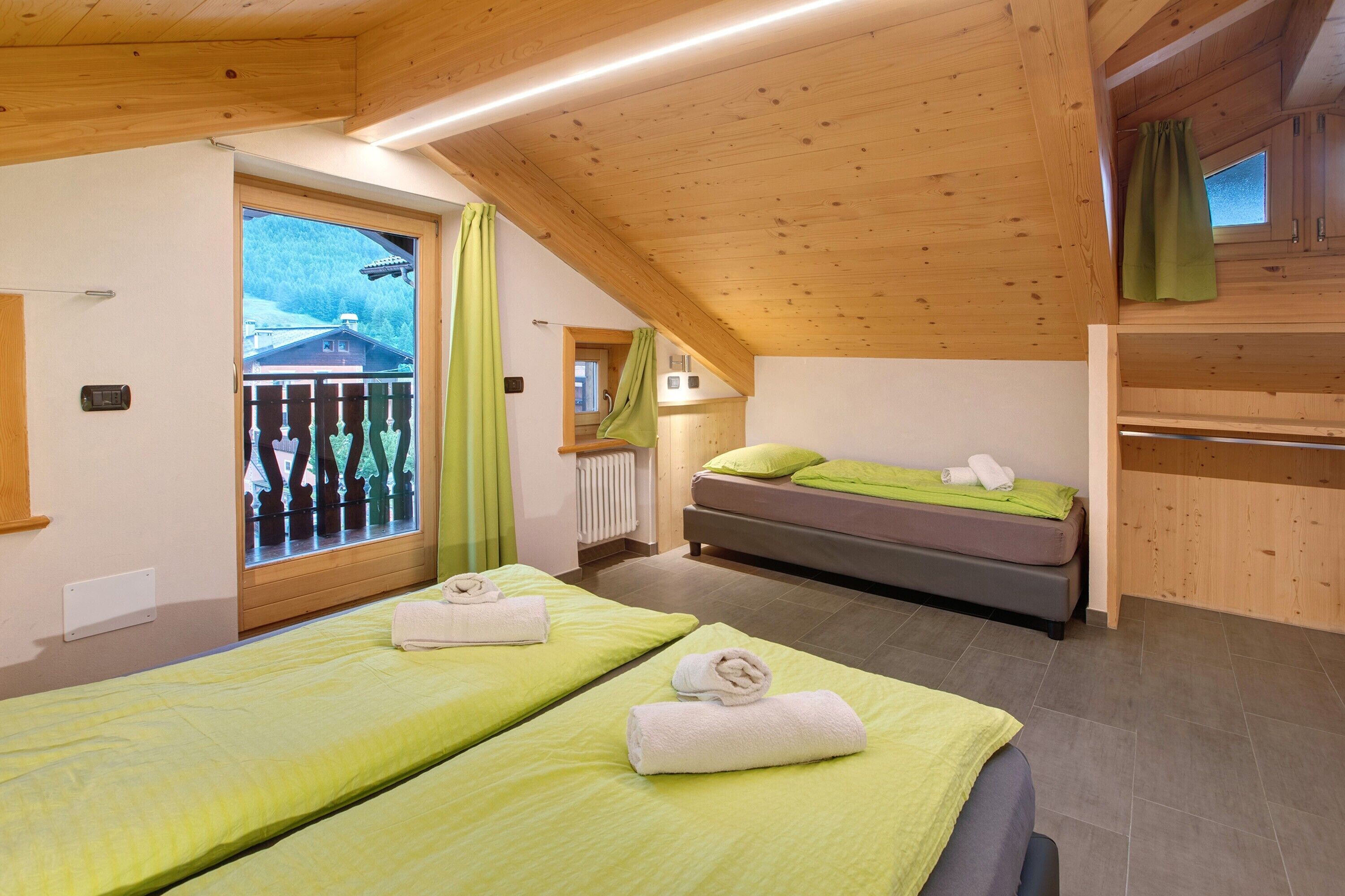 Wi-Fi gratuit, draps fournis