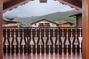 Property grounds - Studio Apartment 'Crystal 4' with Shared Terrace, Balcony and Wi-Fi (Livigno)