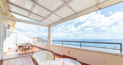 Apartment 'Fabuloso Atico Con Vistas Al Mar' with Sea View, Wi-Fi and Air Conditioning