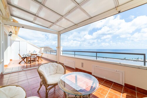 Apartment 'Fabuloso Atico Con Vistas Al Mar' with Sea View, Wi-Fi and Air Conditioning