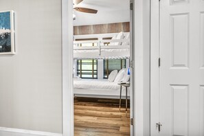 4 bedrooms, desk, iron/ironing board, travel cot