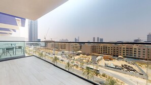 Property grounds - Binghatti Crest - Elegant One Bedroom (Jumeirah Village Circle)