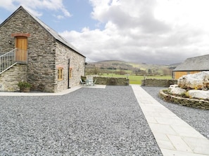 Cottage | Property grounds - Dee Valley Country Escape - Sleeps 4 & Hot Tub (Corwen)
