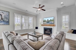 Ping pong - Blue Heron Manor by Avantstay Ocean View + Saltwater Pool (Isle of Palms)