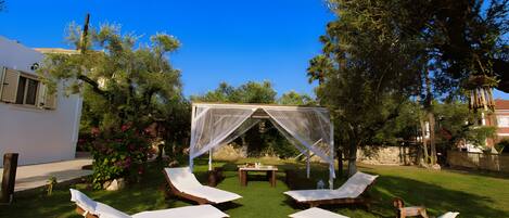 Enceinte de lâhĂ©bergement