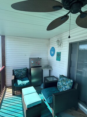 Property grounds - Cozy, comfortable  2-bedroom condo with panoramic views and perfect location. (Camdenton)