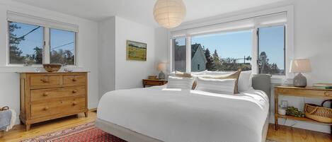 3 chambres, fer et planche à repasser, Wi-Fi gratuit, draps fournis