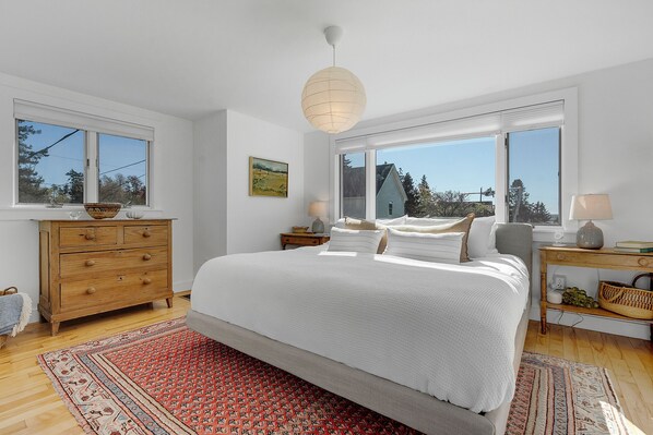 3 chambres, fer et planche à repasser, Wi-Fi gratuit, draps fournis