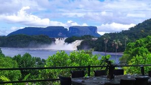 Terrace/patio - Campamento Canaima - All Inclusive (Gran Sabana)