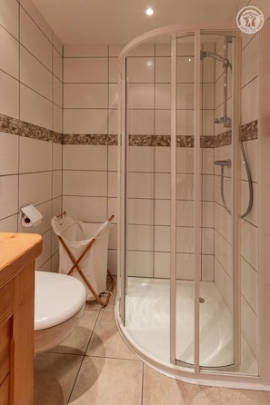 Een douche, een haardroger