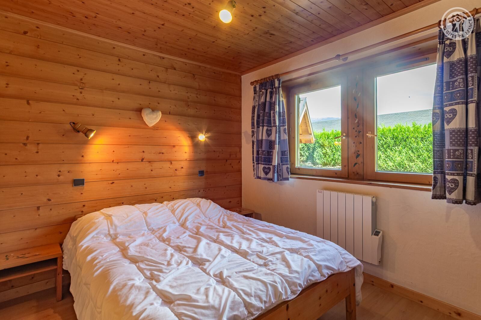 1 chambre, fer et planche à repasser, Wi-Fi gratuit, draps fournis