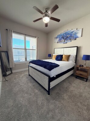 1 bedroom, in-room safe, iron/ironing board, free WiFi - POOL VIEW/DOWNTOWN DALLAS/MEDICAL DISTRICT/DALLAS LOVE FIELD (Dallas)
