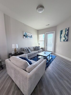 TV - DOWNTOWN DALLAS/MEDICAL DISTRICT/DALLAS LOVE FIELD (Dallas)