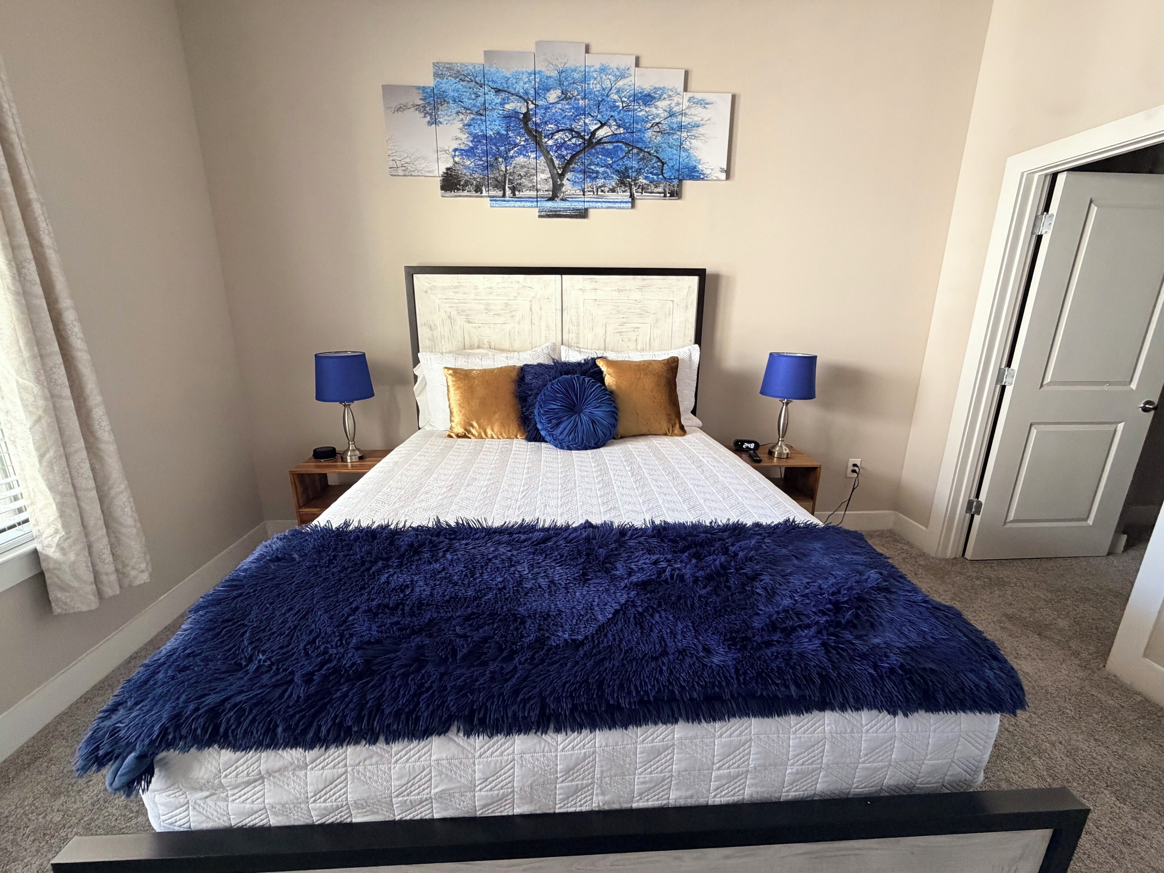 1 bedroom, in-room safe, iron/ironing board, free WiFi