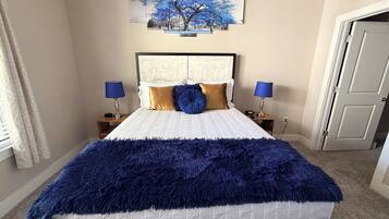 1 bedroom, in-room safe, iron/ironing board, free WiFi