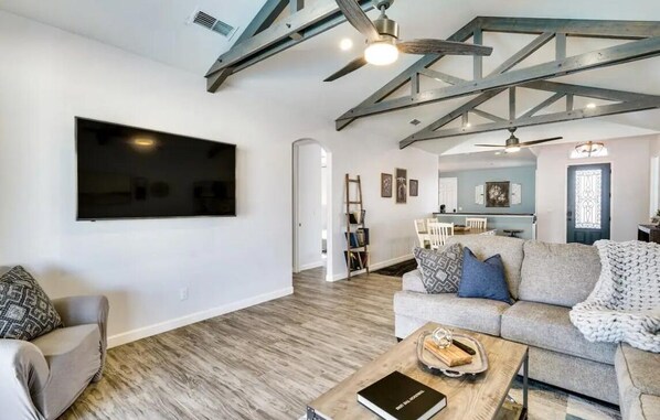 Smart TV
