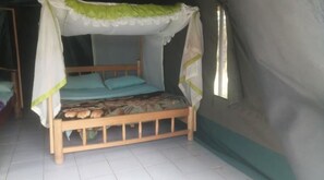 1 dormitorio y ropa de cama