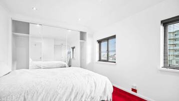 House | 2 bedrooms, free WiFi, bed sheets